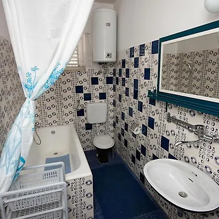 Apartament With A Parking Space Tribunj, Vodice - 4201 Tribalj